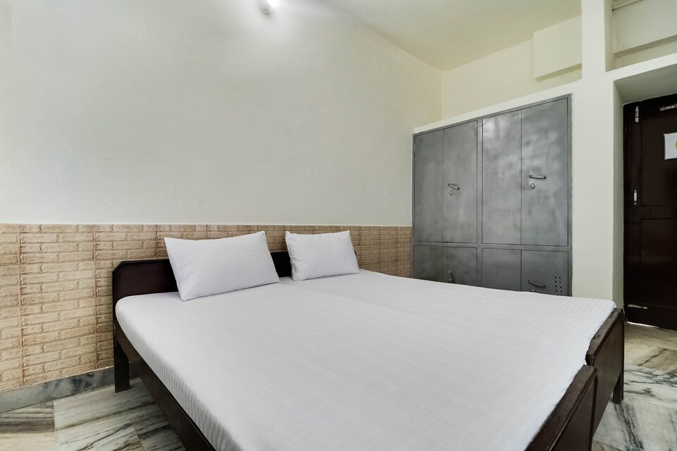 SPOT ON 48494 Hotel Ashiana, Zirakpur, Zirakpur