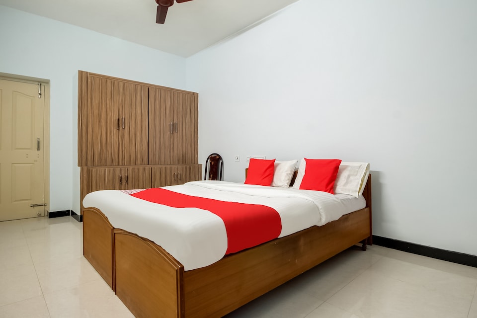 OYO 48496 Sri Sai Sarovar, Airport Trichy, Trichy