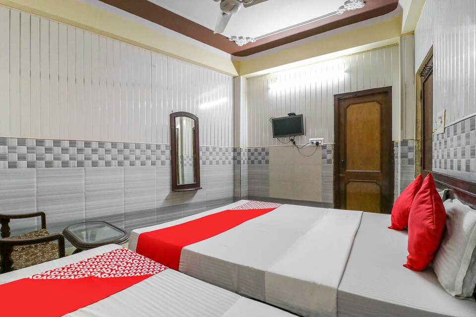 OYO 48507 Hotel Gayatri Delux, Bhupatwala Haridwar, Haridwar
