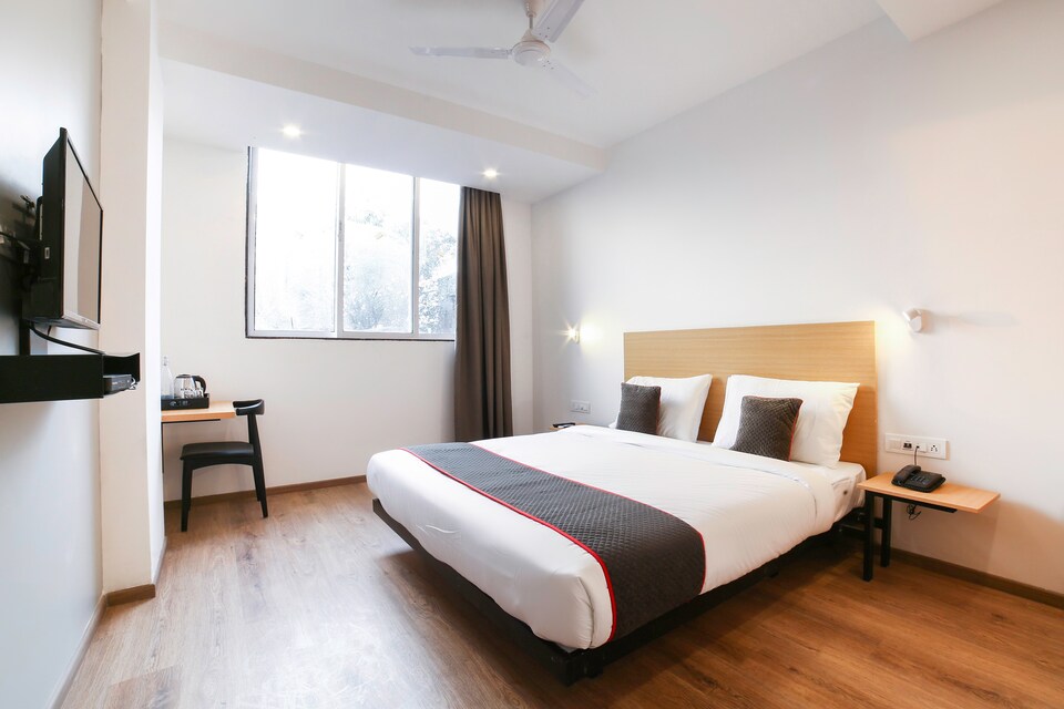 OYO Townhouse 197 Green County, Mumbai-Kalyan-Bhiwandi- Badalapur, Mumbai