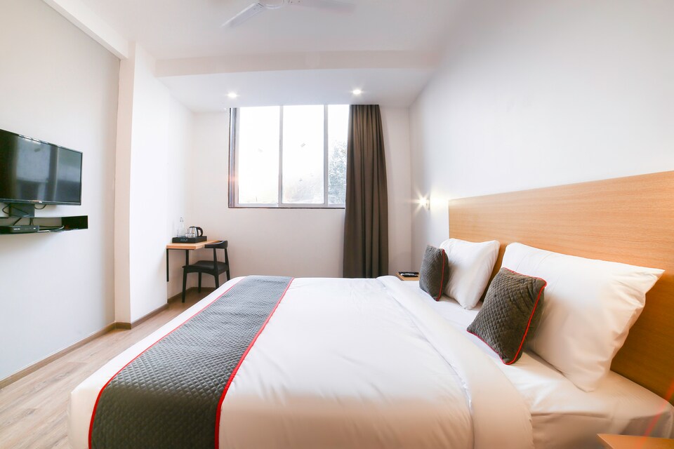 OYO Townhouse 197 Green County, Mumbai-Kalyan-Bhiwandi- Badalapur, Mumbai