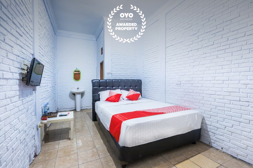 OYO 1424 Guntary Residence, Pulo Gadung, Jakarta