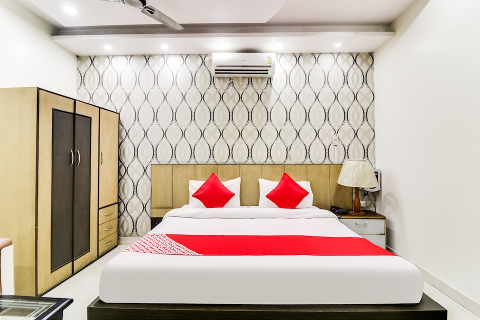 OYO 48552 Hotel Chandrayan , Nazibabad, Nazibabad