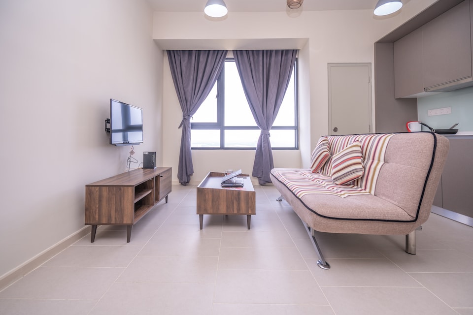 OYO Home 89327 Magnificent 1br Tamarind Suites, Cyberjaya, Cyberjaya