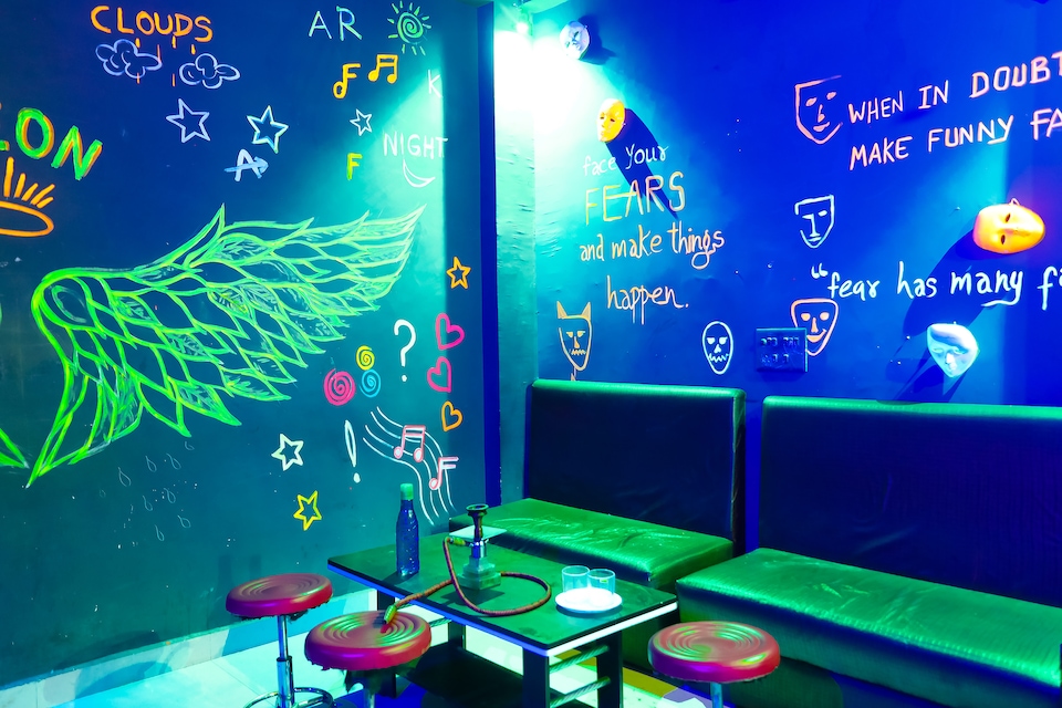 Live as AGR608, Fatehabad Road, Agra