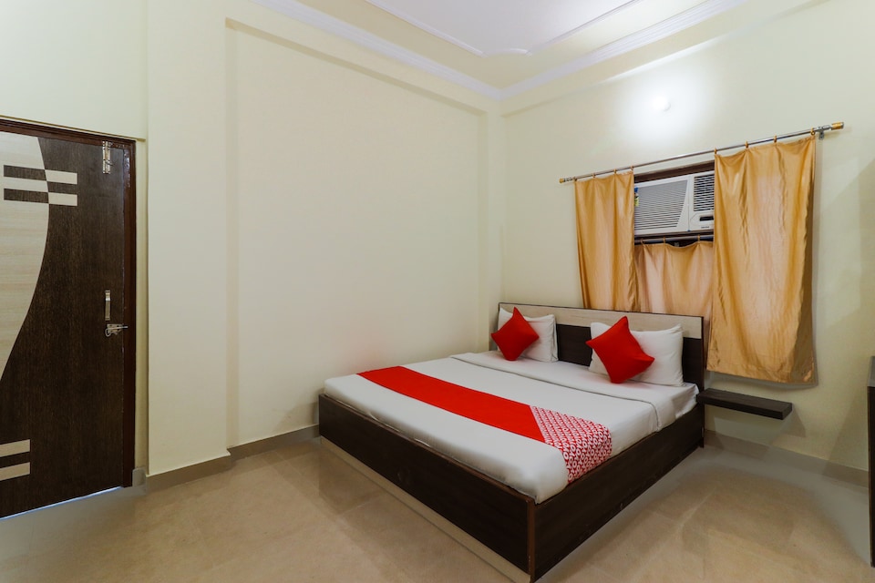 OYO 48602 Hotel Station View, Mugalsarai, Varanasi