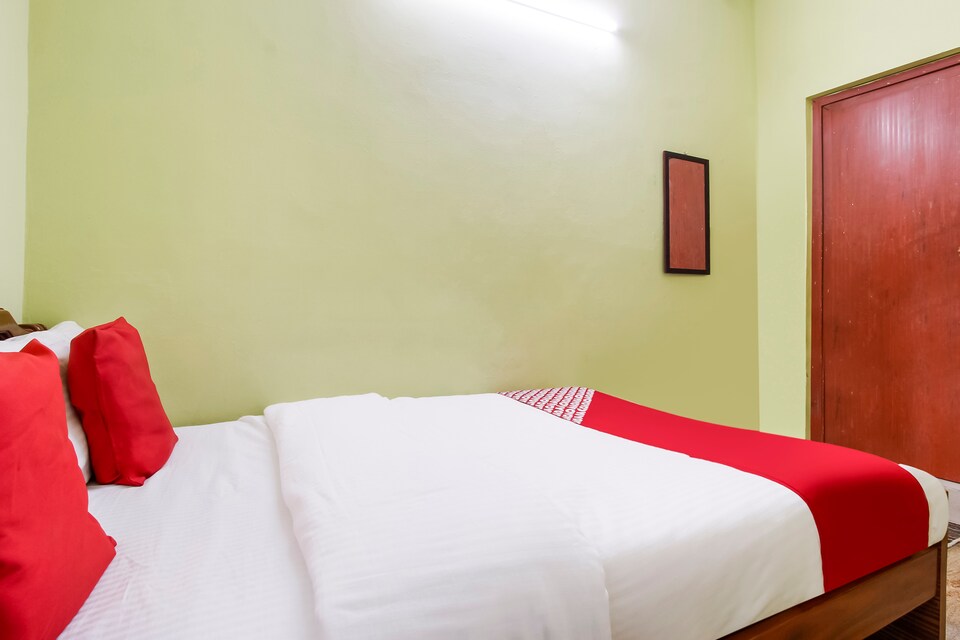 OYO 48641 H R Groups, Reddipatti Salem-II, Salem