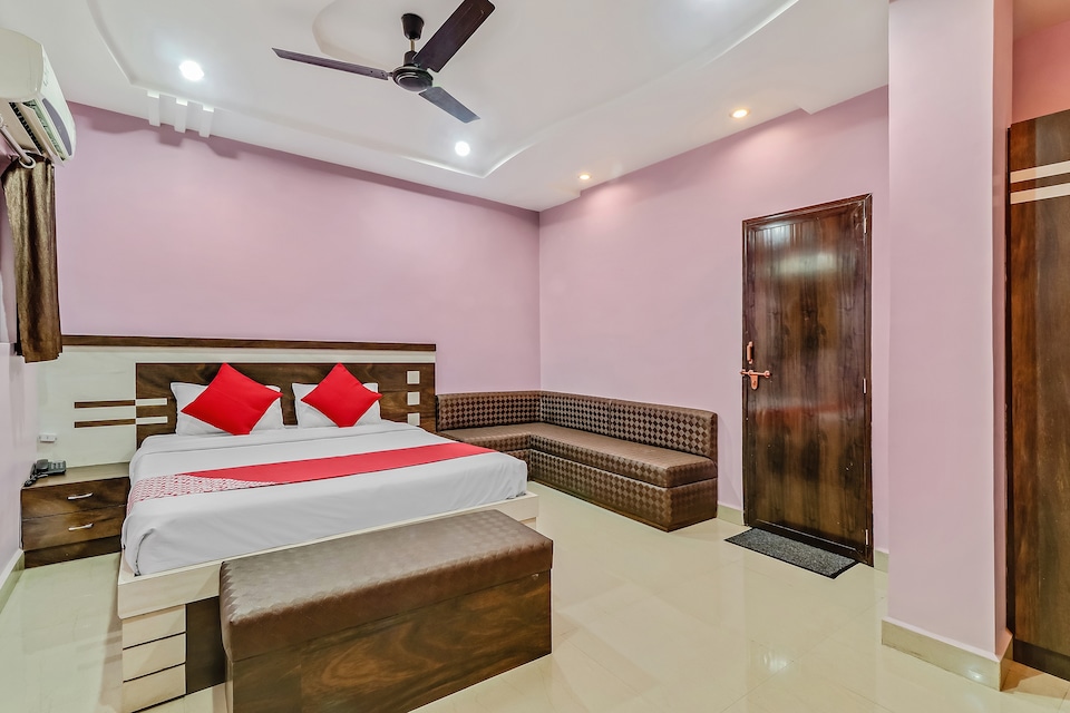 Hotel O Royal, Rajnandgaon, Rajnandgaon