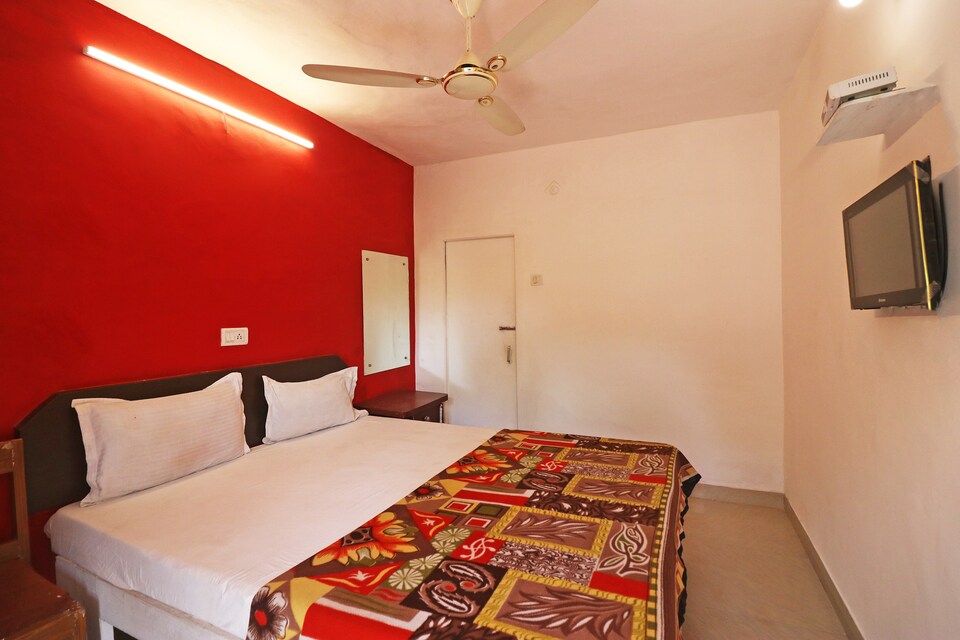 SPOT ON 48690 Hotel Host, Corporate Complex, Agra