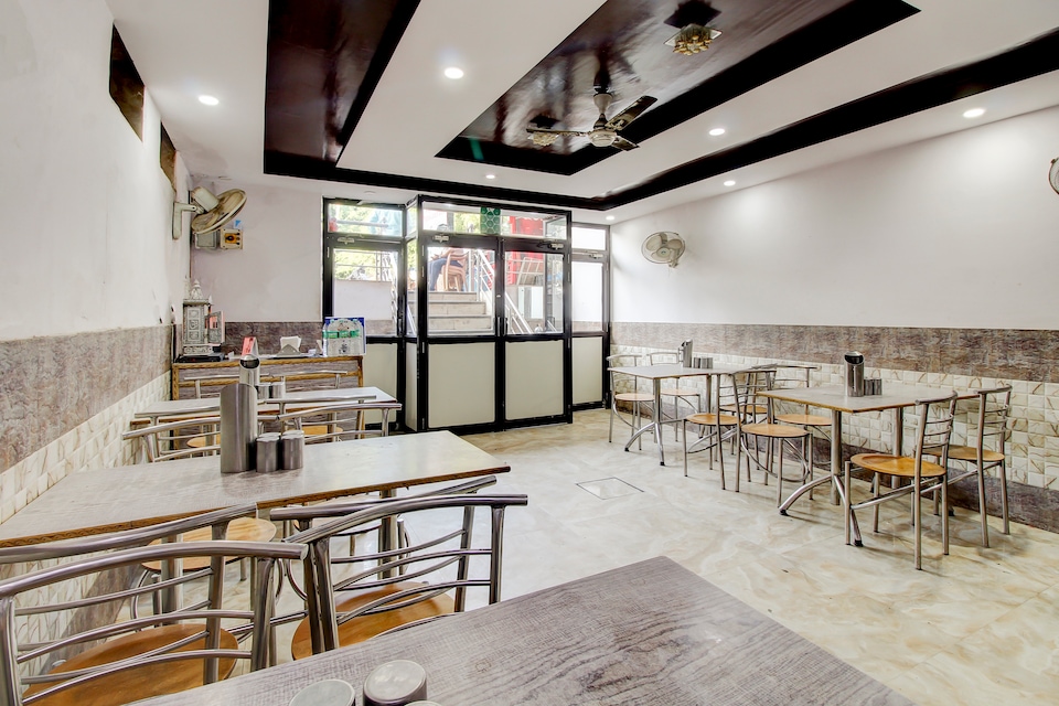 OYO 48691 Hotel Agarwal Palace And Restaurant, Corporate Complex, Agra