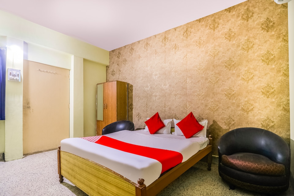 Hotel O Tripathy International , Daltonganj city, Daltonganj
