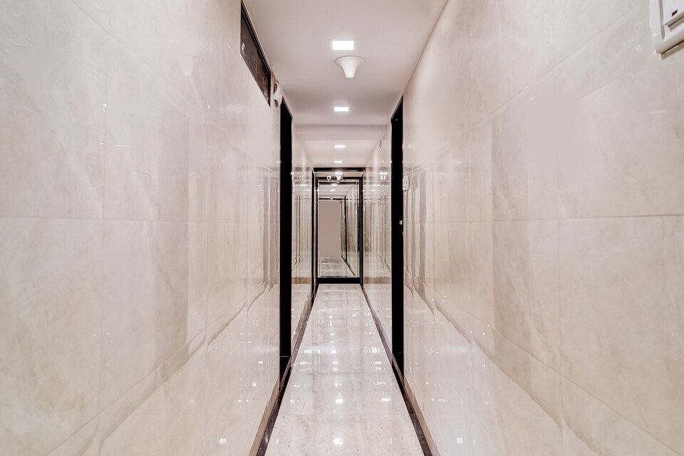 OYO 48703 Hotel Qamar, Mumbai CST-Churchgate-Colaba, Mumbai