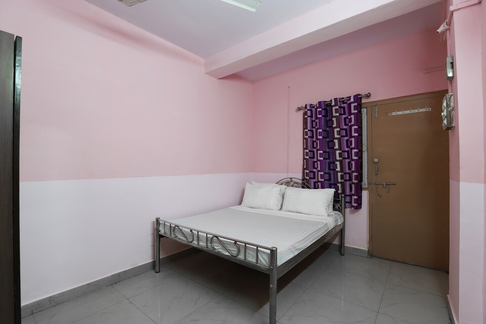 SPOT ON 48716 Gayatri Guest House , Gandhidham, Gandhidham