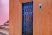 Super Collection O Victoria Memorial Metro Station Formerly Shanthaa Residency