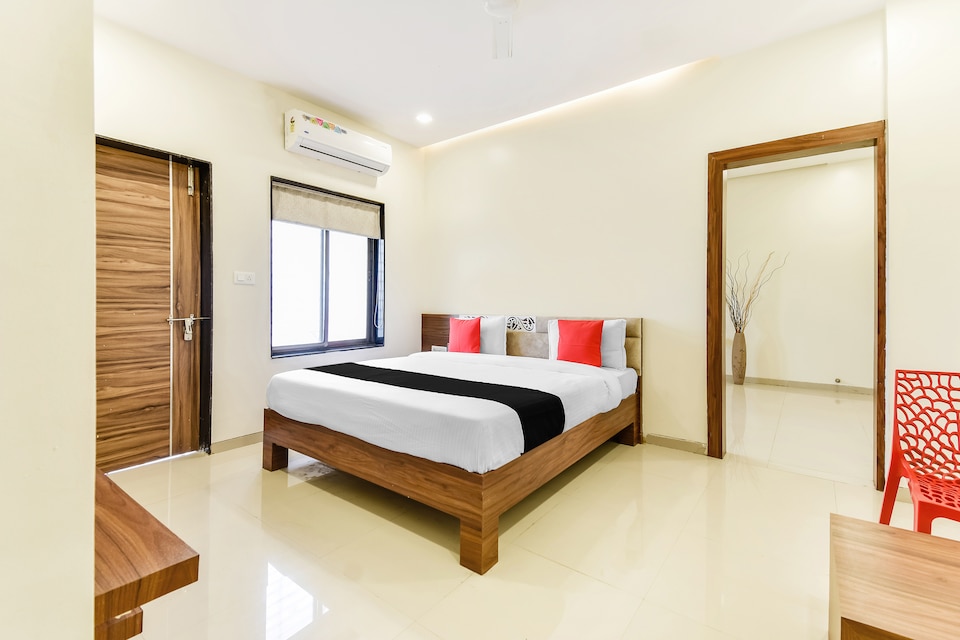 Capital O 48743 Hotel Galaxy, Nanded, Nanded