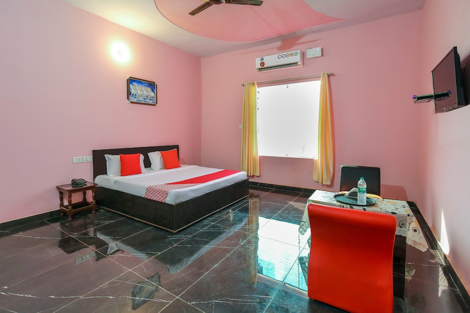 OYO 48744 Hotel Abhinandan, Kaithal, Kaithal
