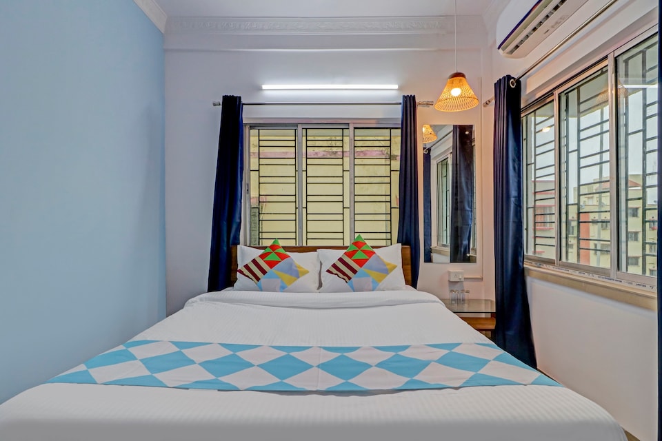 OYO Home 48745 Enticing Stay Madurdaha, Ruby Hospital Kolkata, Kolkata