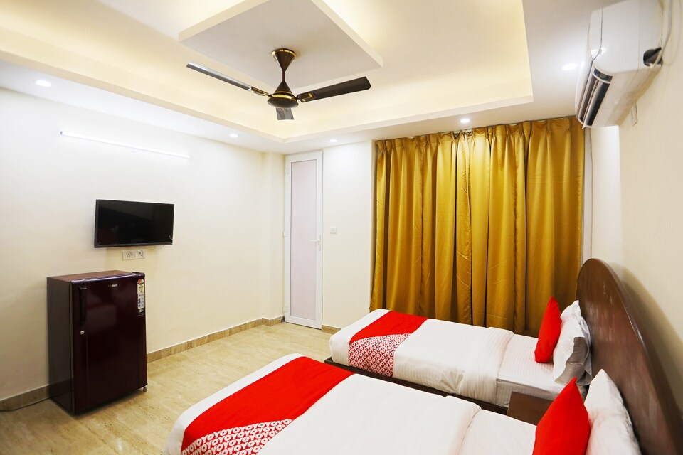 OYO Manil Residency Near Appu Ghar, Huda 2, Gurgaon
