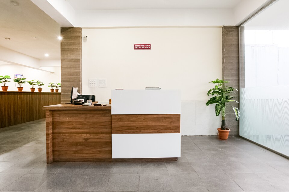 OYO 48760 Hotel Suites, Mumbai International Airport, Mumbai