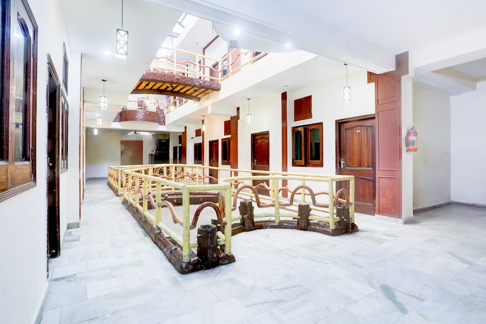 Hotel O by OYO Subhani Building Formerly Hotel Amandeep, Ludhiana Railway Station, Ludhiana