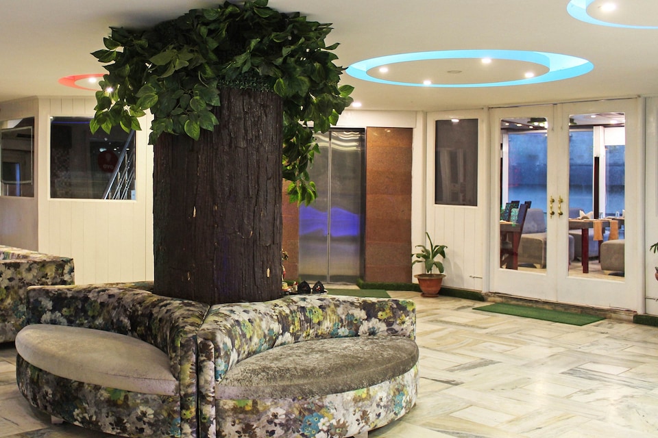 Live on DHN018, Rajpur Road Dehradun, Dehradun