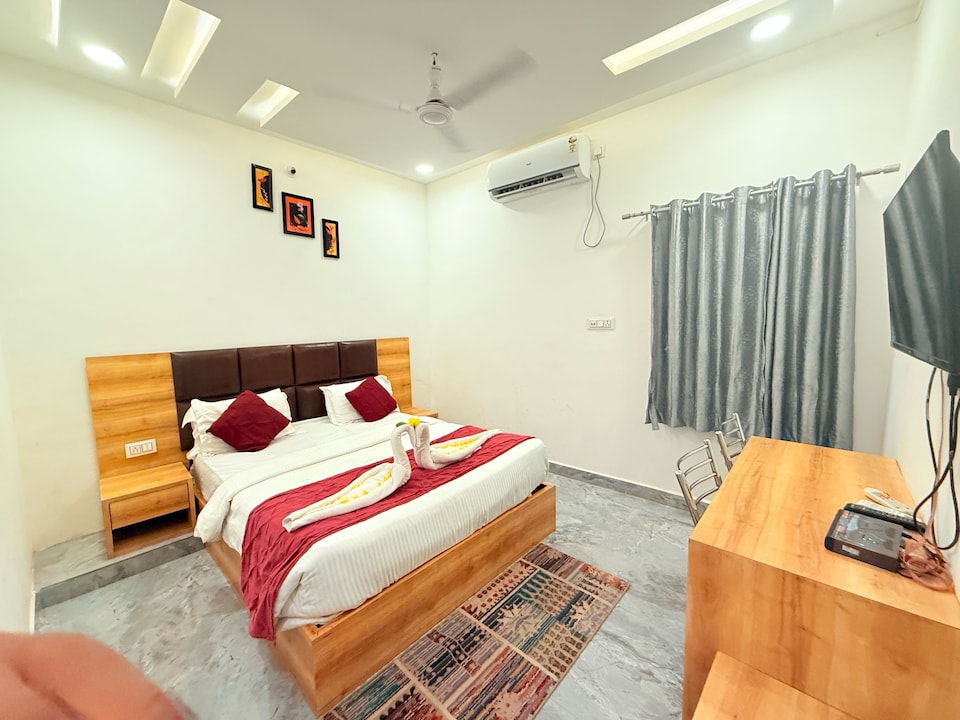 Hotel O Golden Leaf, Bilaspur, Bilaspur
