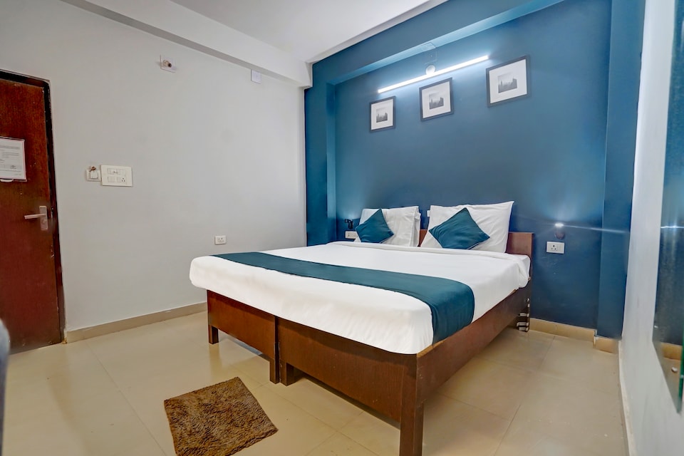 SilverKey Executive Stays 48802 Lakshmi Vihar, Patia Bhubaneswar, Bhubaneswar