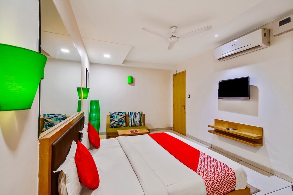 OYO 48809 Hotel Utsav Inn, Dhar City, Dhar