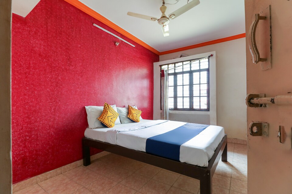 SPOT ON Balaji Residency near Yeshwantupur Railway Station, Yeshwantupur Bangalore, Bangalore