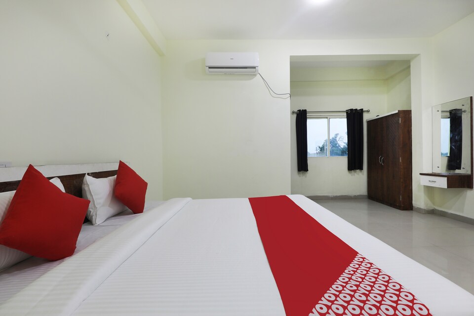 OYO 48834 Hotel Shivang  And Restaurant, Dhar City, Dhar