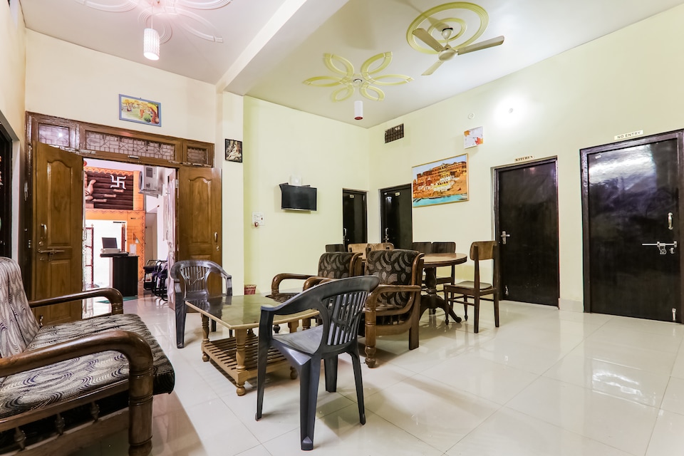 OYO 48835 Hotel Gangotri Paying Guest House, Assi Ghat Varanasi, Varanasi