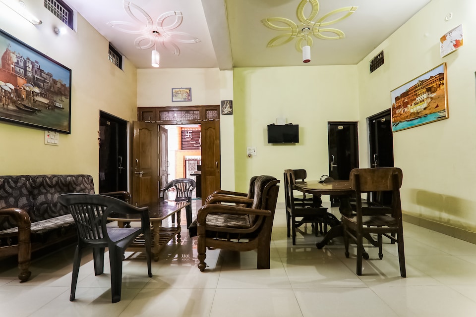OYO 48835 Hotel Gangotri Paying Guest House, Assi Ghat Varanasi, Varanasi