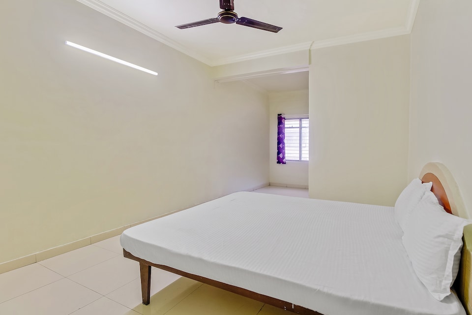SPOT ON 48836 Haveli Lodge , Swargate Pune, Pune