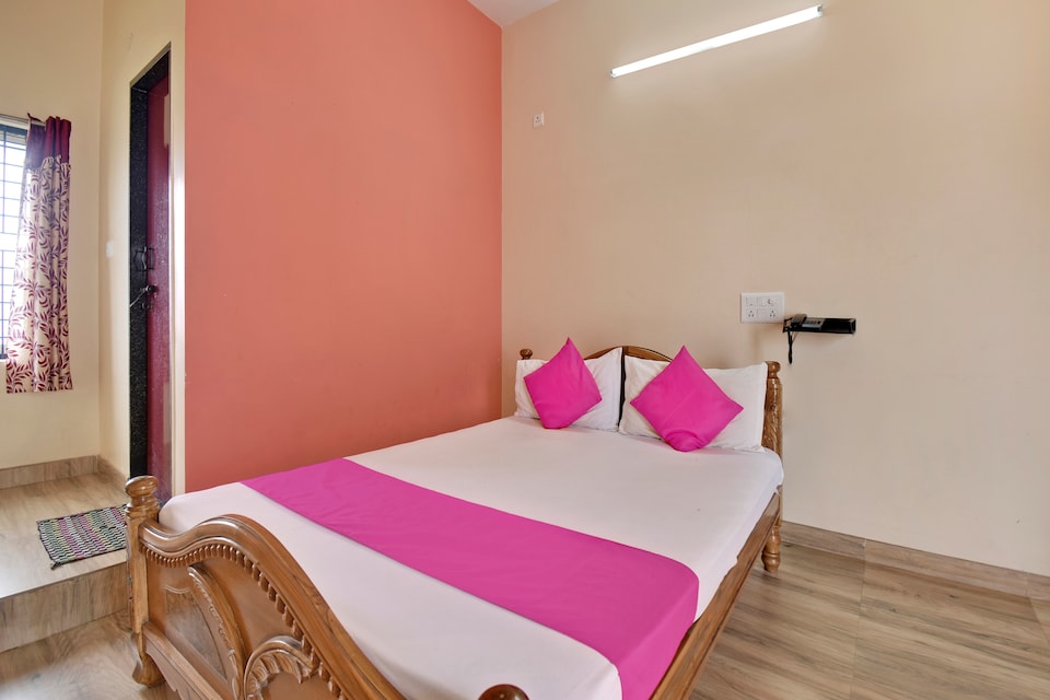 SPOT ON 48860 Anil Lodge, Chitradurga, Chitradurga