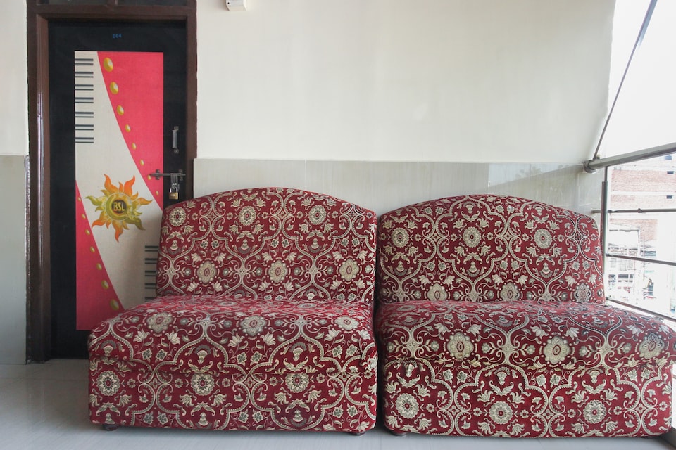 SPOT ON Ay Hotel Near Charminar, Charminar, Hyderabad