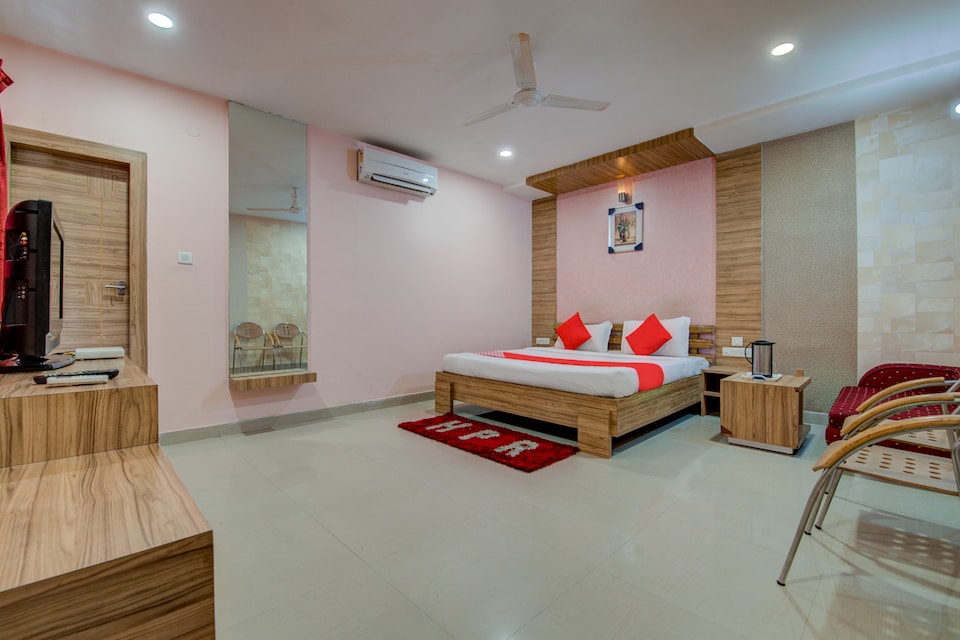 OYO 4822 Hotel Pratap Residency, Lalpur, Ranchi