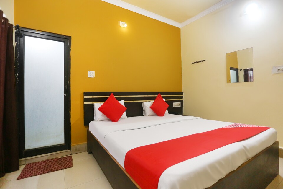 OYO 48884 Hotel Trishakti, Angul, अंगुल
