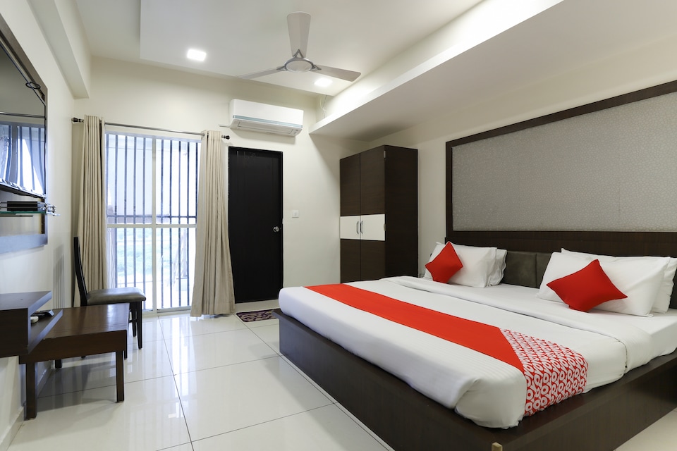 OYO 48886 Hotel Sagar Inn, Modassa, Himmatnagar