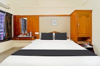 Super Hotel O Broadway Ernakulam