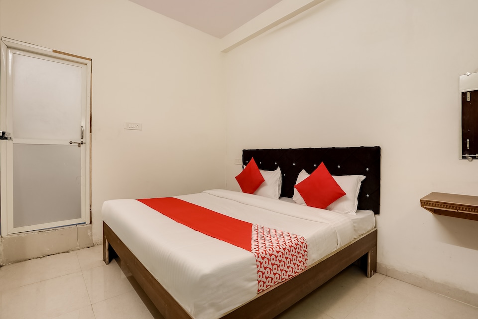 OYO 48897 Airport View, Vijay Nagar Indore, Indore