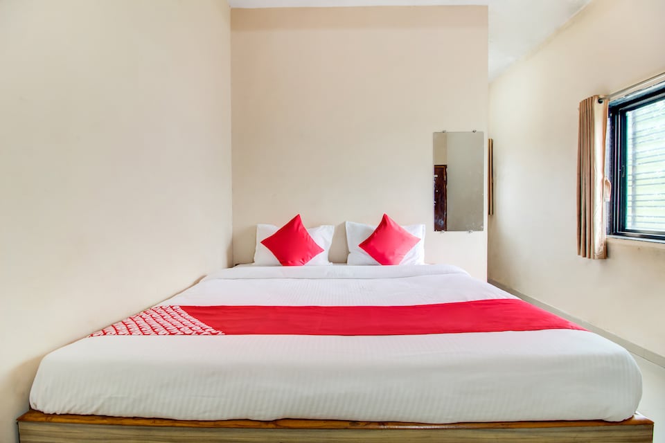 OYO 48915 Chaitanya Green Park, Wani, Wani