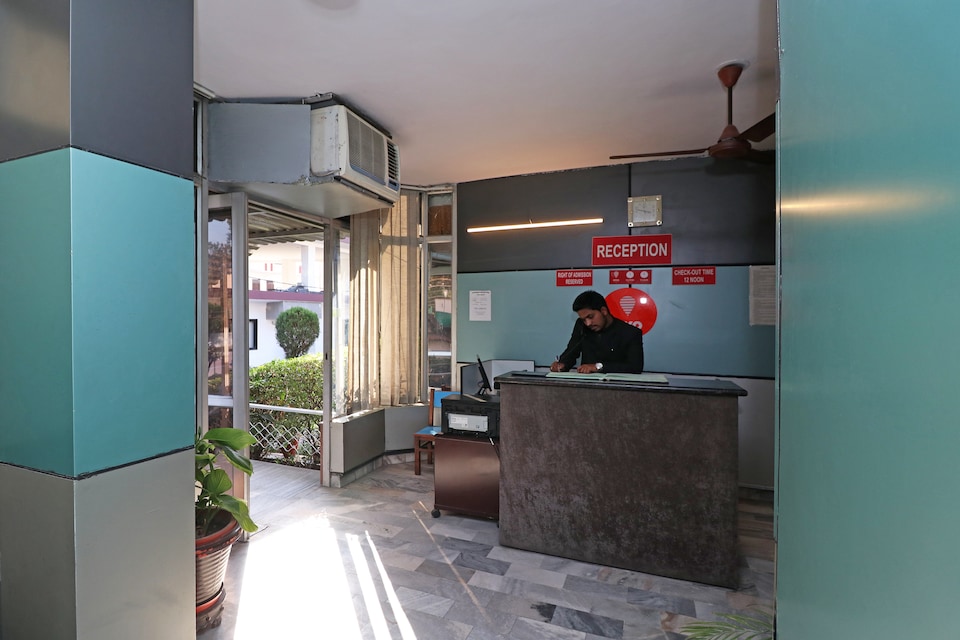 OYO 4828 Osho Resorts Deluxe, Rajpur Road Dehradun, Dehradun