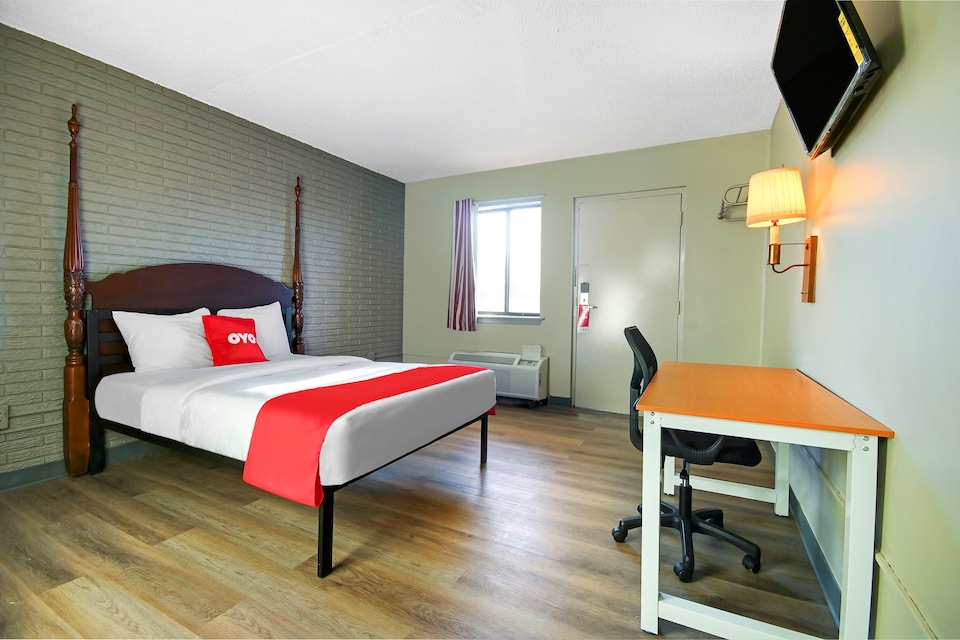 Hotel Petersburg VA I-95 & E Washington St, C23803, Petersburg VA