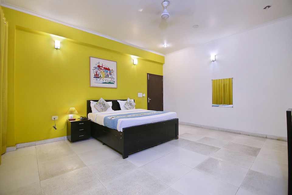 OYO Flagship 144 Noida Expressway, Noida Expressway SEZ, Noida