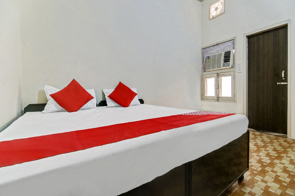 SPOT ON 48967 Hotel Hari Taj, Rohtak, Rohtak