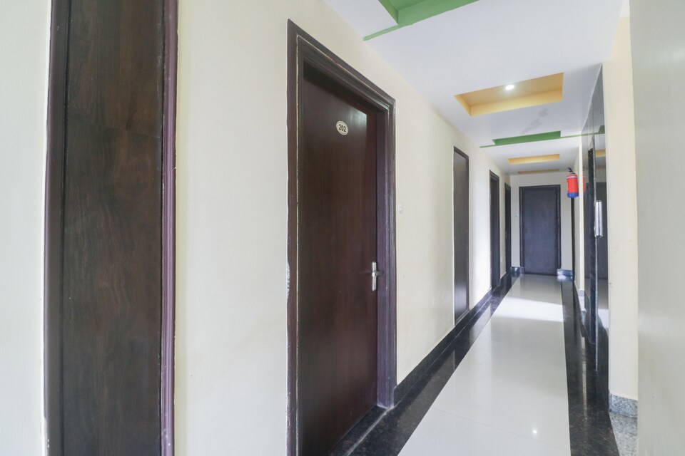 OYO 48974 Hotel Shweta Residency, Cantt, Varanasi