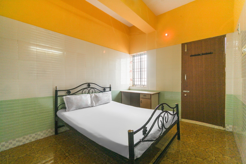 SPOT ON 48976 Hotel New Vekateshwara Bhavan, Ponneri Chennai, Chennai