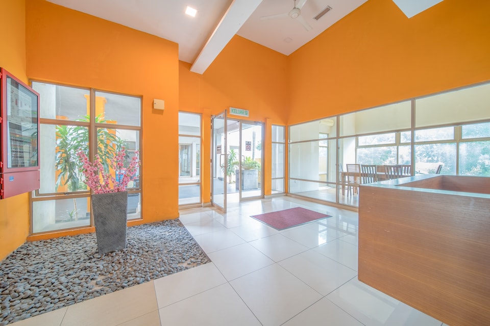 OYO Home 89347 Comfortable 1br Ritze Perdana, Damansara Perdana, Petaling Jaya