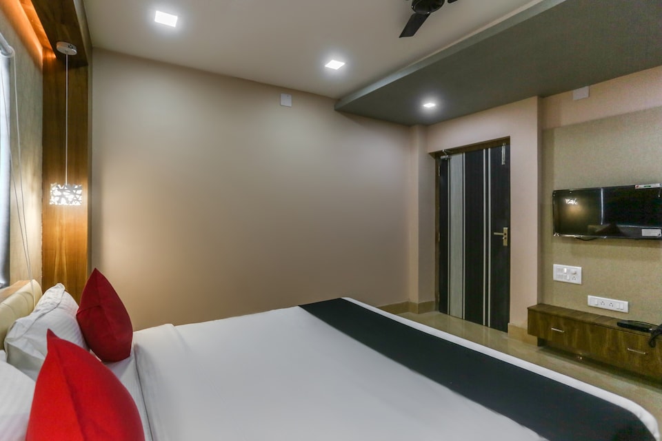 Capital O 48989 MR House, Patia Bhubaneswar, Bhubaneswar