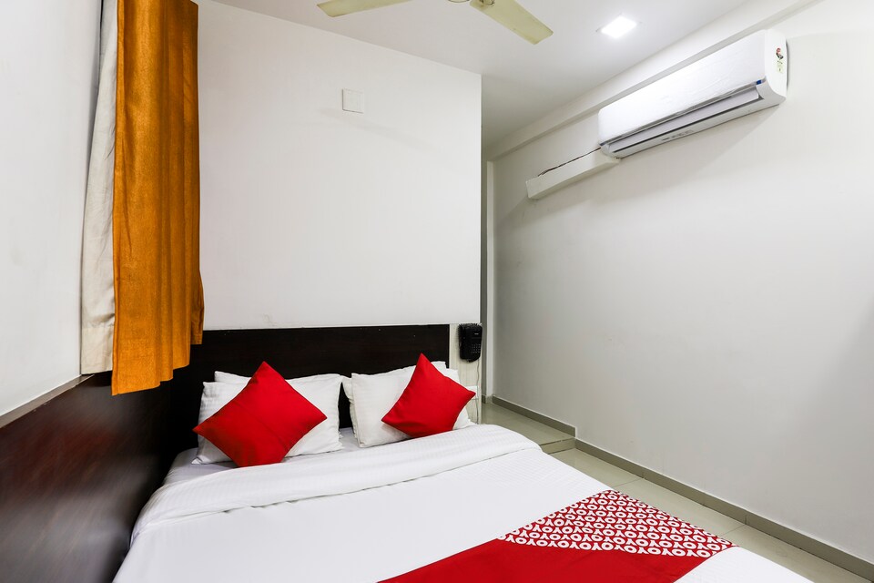 OYO 48990 Hotel Tirth Palace, Ahmedabad Airport, Ahmedabad